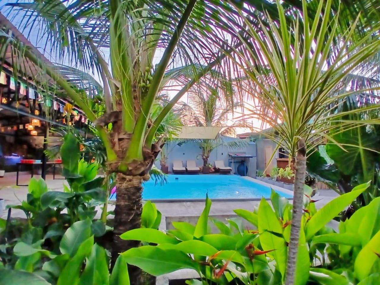 Ananas Guesthouse Moalboal Eksteriør billede