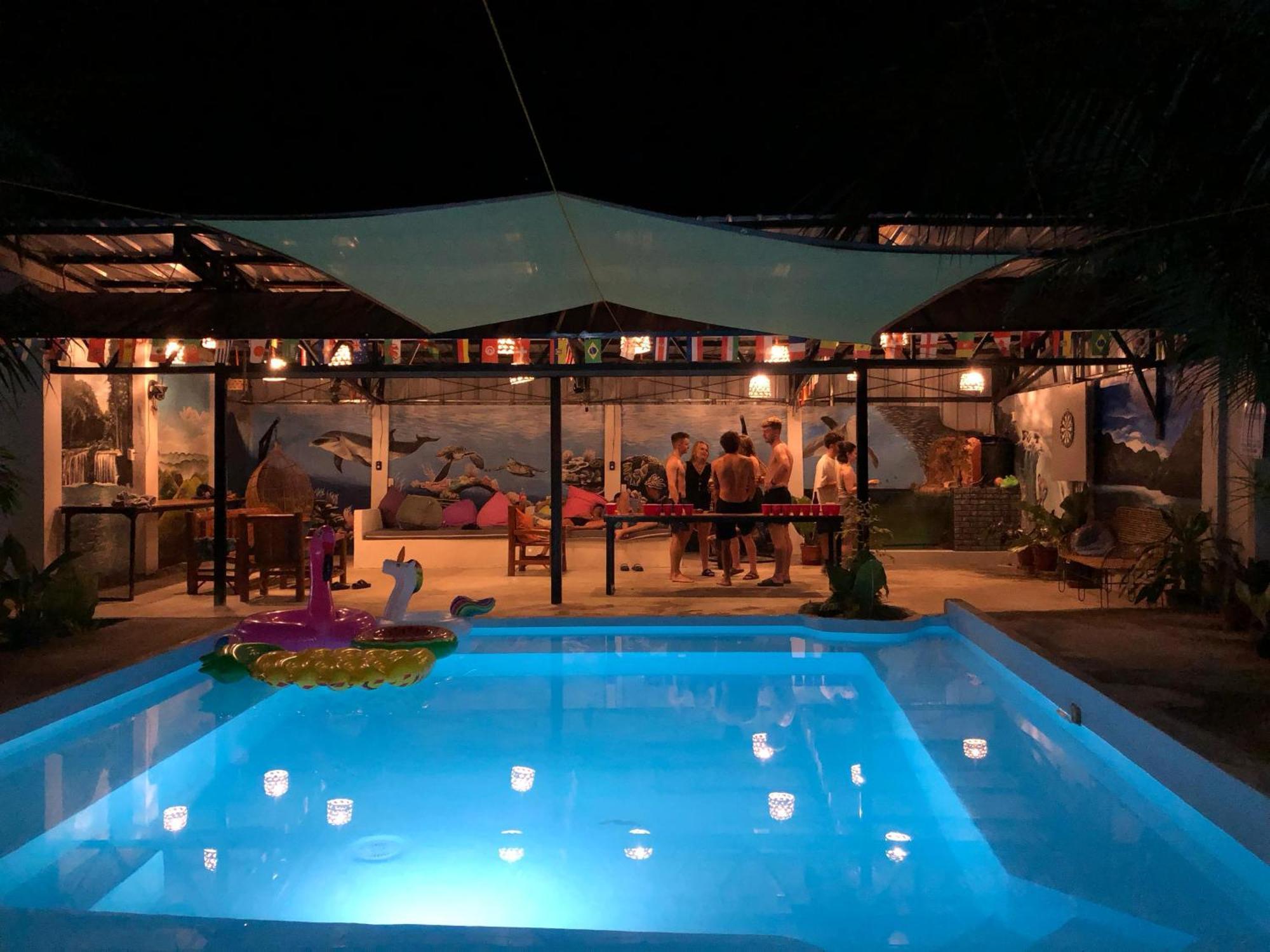 Ananas Guesthouse Moalboal Eksteriør billede